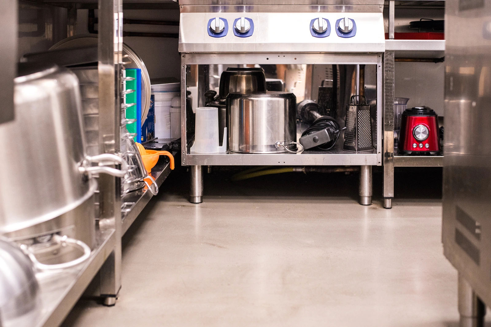 Commercial Kitchen Floor Fitters near me in Glasgow